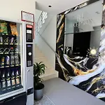 Shehu Otel