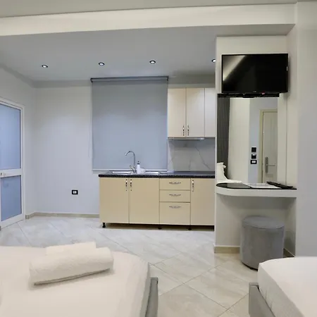 Shehu Hotel 3*